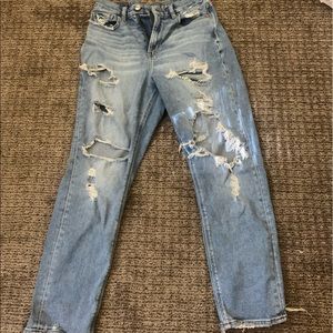 American Eagle High Waisted Mom Jeans Ripped